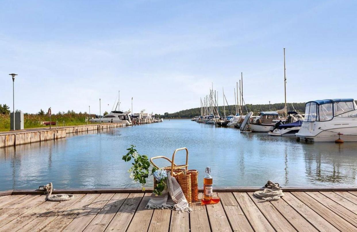 Mys Gard I Trosa Villa Exterior foto